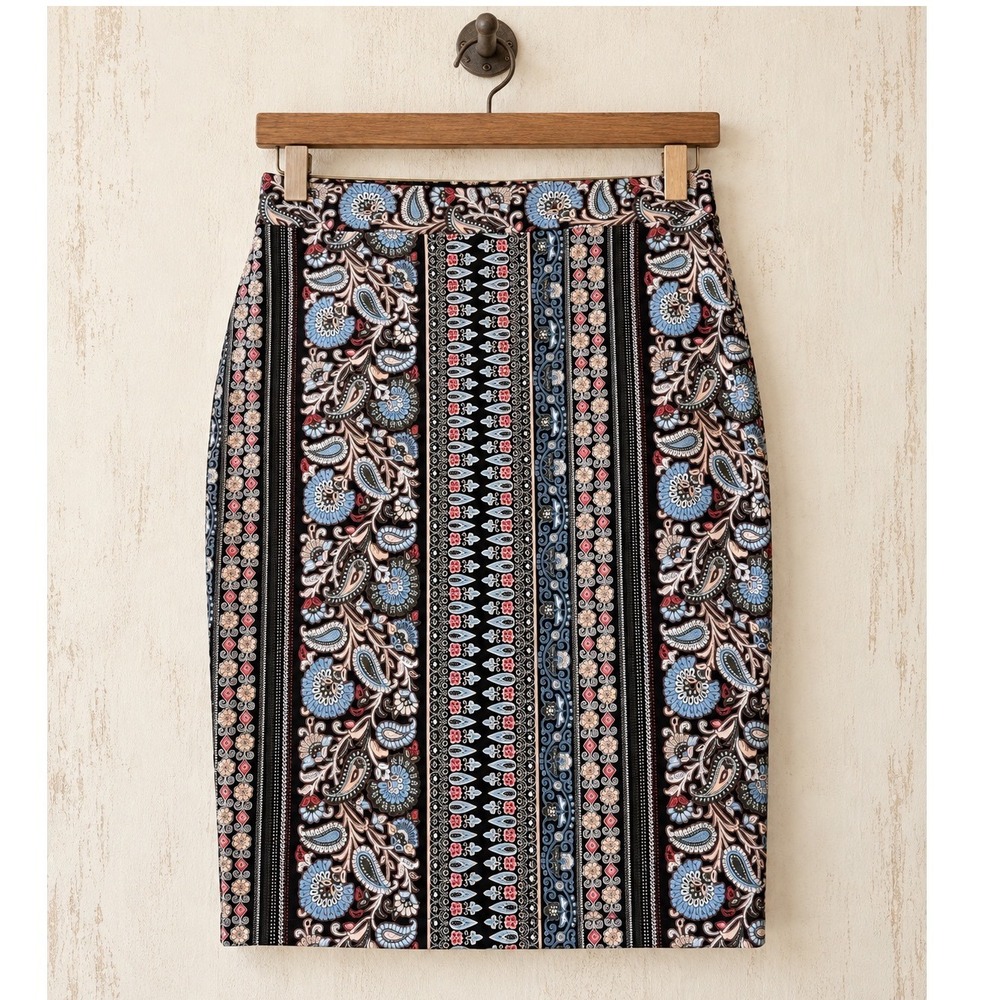 Liz Claiborne Career Paisley Print Pencil Skirt Knee Length Stretchy Soft Sz L